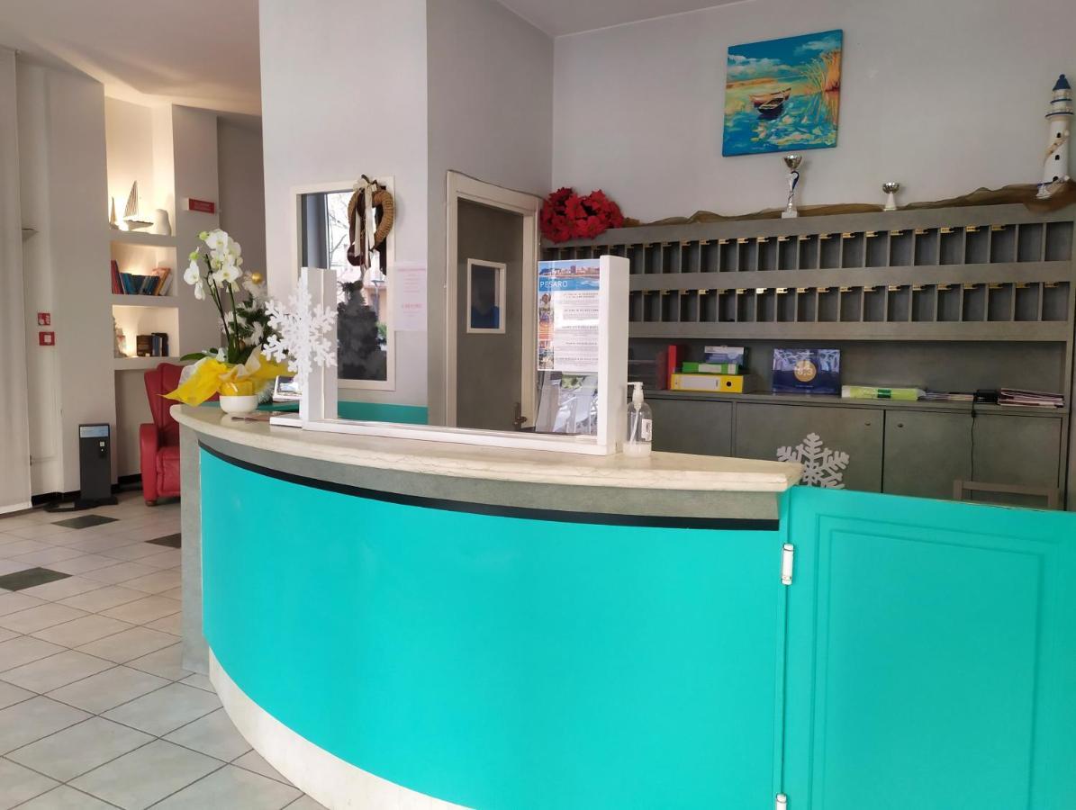 Hotel Caesar Pesaro Eksteriør billede